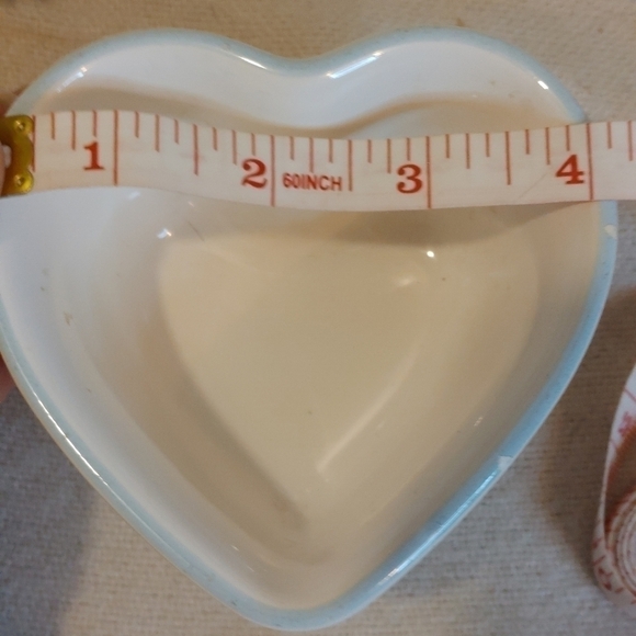 𝅺pfaltzgraff April Pattern Heart Shaped Stoneware - Picture 6 of 6